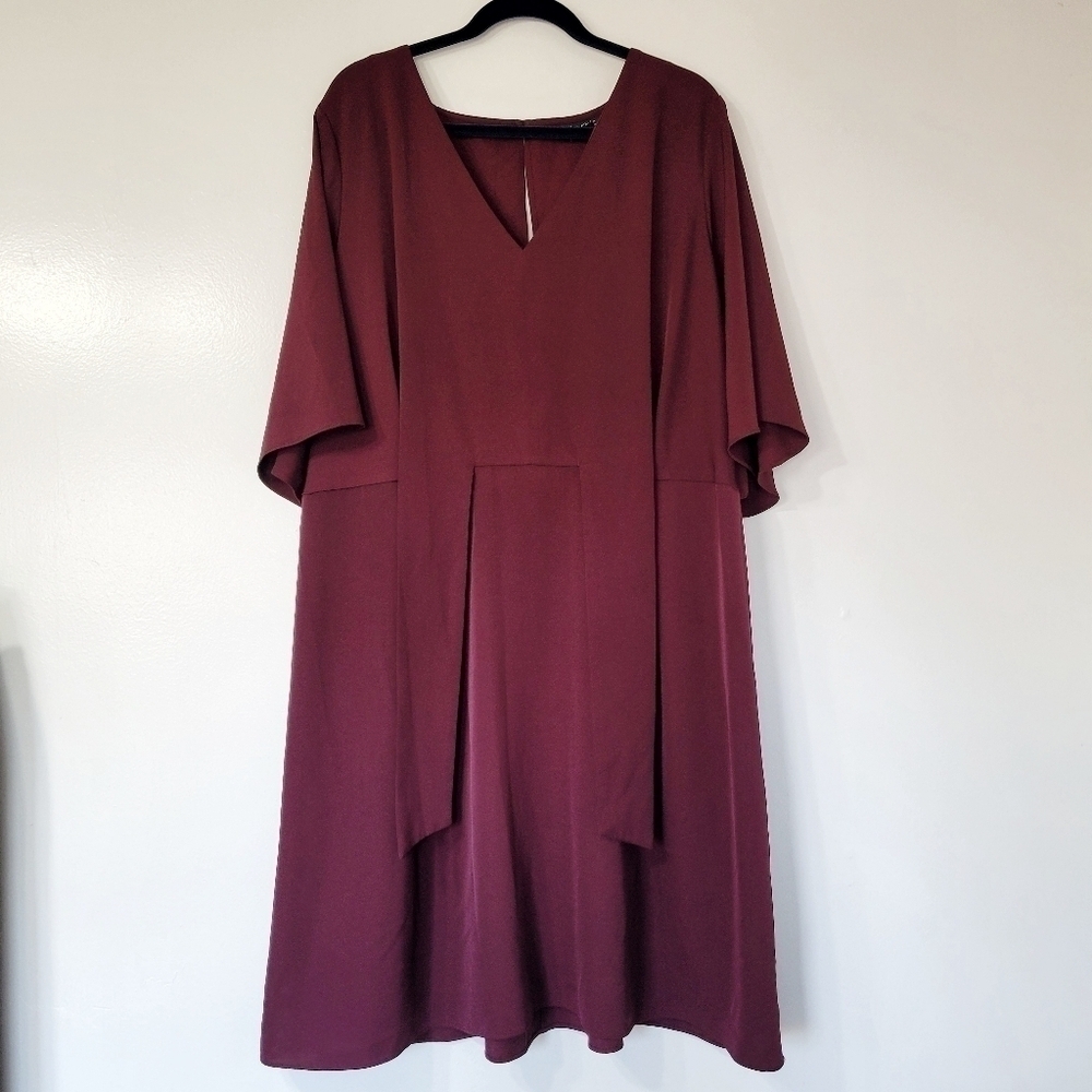City Chic Women's Burgundy Short Sleeve Bow & Tie Dress Size XXL/24